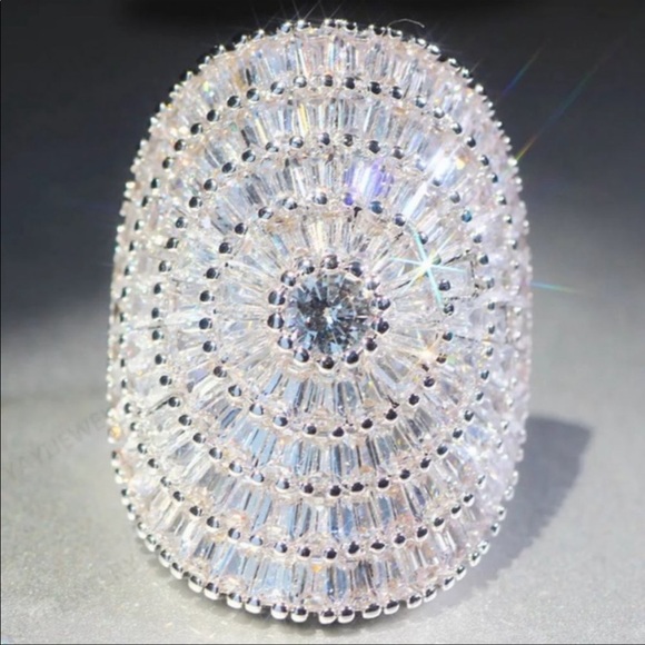 BAGUETTE 21 CT STERLING SILVER DIAMOND RING - Picture 3 of 6